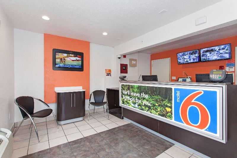 Motel 6sacramento, Ca  Central