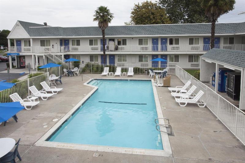 Motel 6sacramento, Ca  Central
