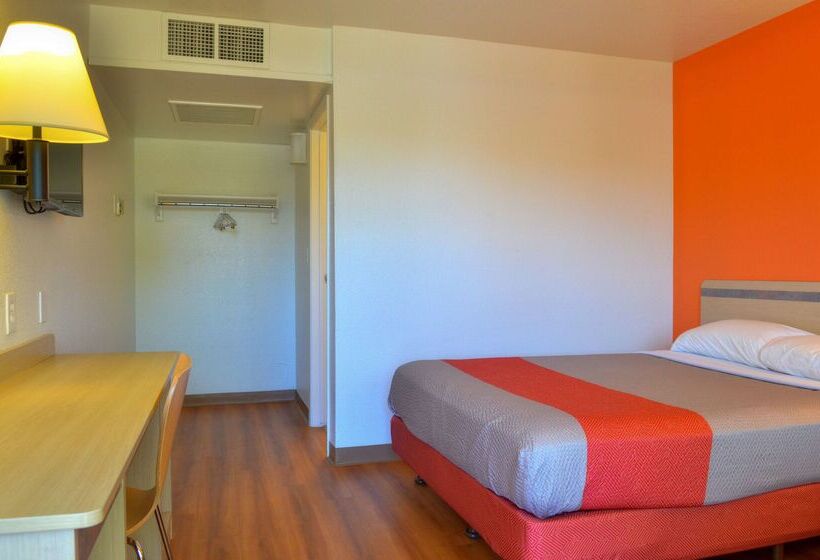 Motel 6santa Nella, Ca Los Banos Interstate 5