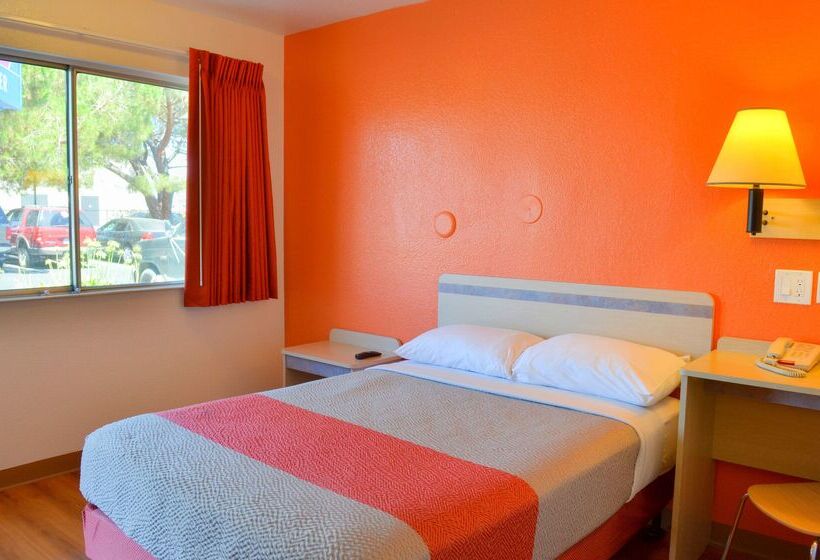 Motel 6santa Nella, Ca Los Banos Interstate 5