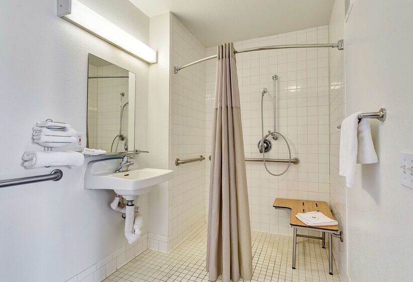 فندق على الطريق Park Inn By Radisson, Santa Rosa South