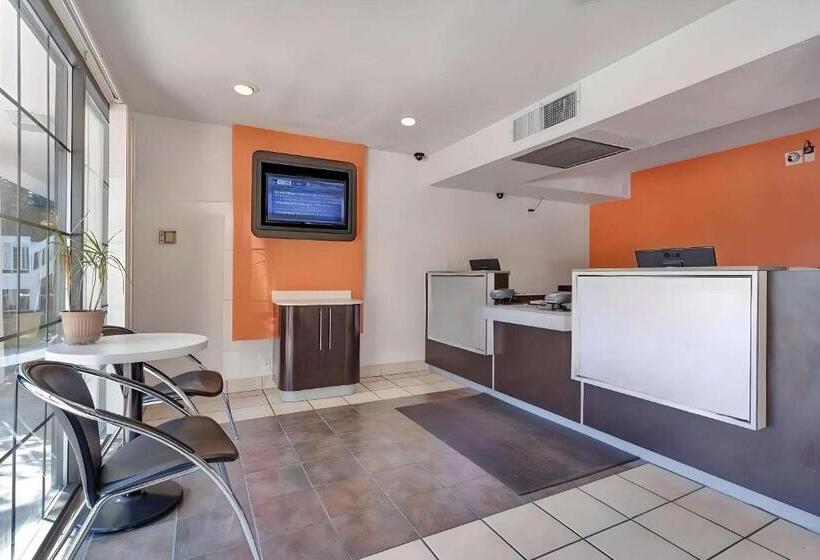 فندق على الطريق Park Inn By Radisson, Santa Rosa South