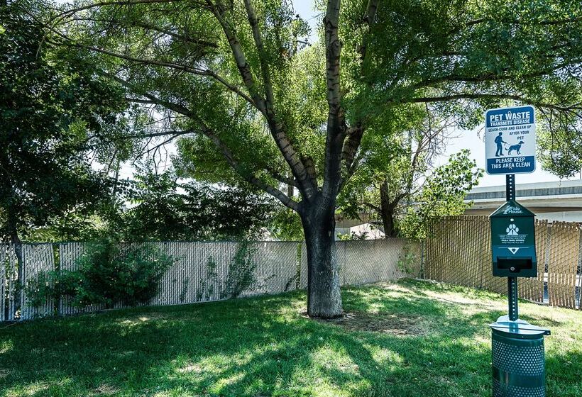 Motel 6sparks, Nv Airport Sparks