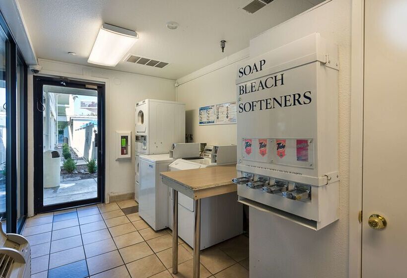 Motel 6sparks, Nv Airport Sparks