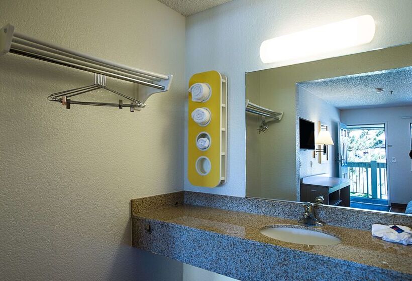 Motel 6sparks, Nv Airport Sparks