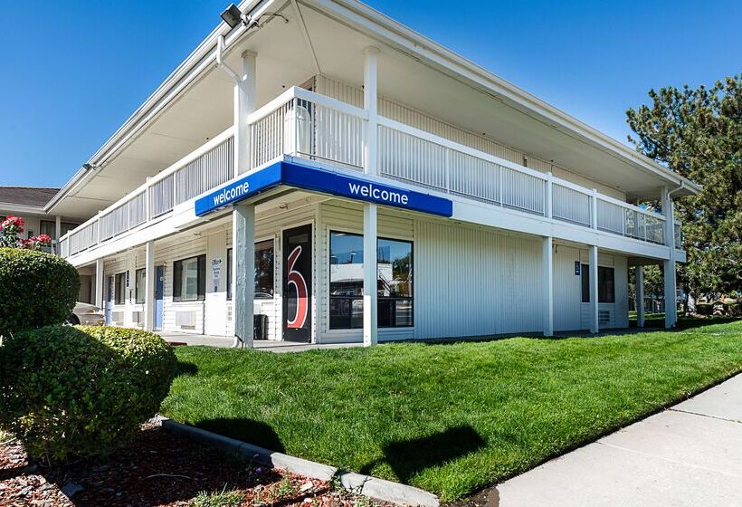 Motel 6sparks, Nv Airport Sparks