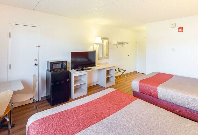 Motel 6spokane, Wa  East