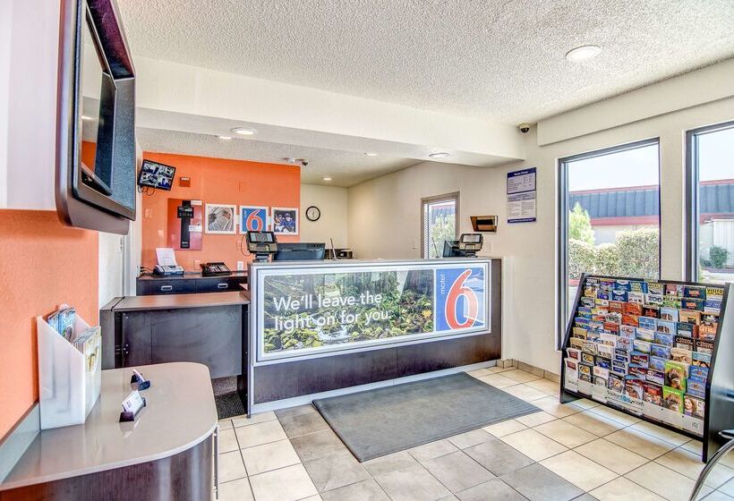 Motel 6stockton, Ca  Charter Way West