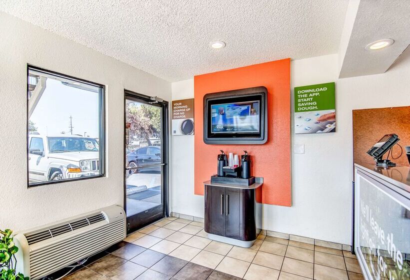 Motel 6stockton, Ca  Charter Way West