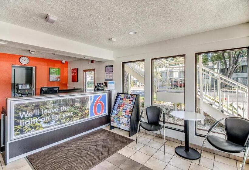 Motel 6stockton, Ca  North