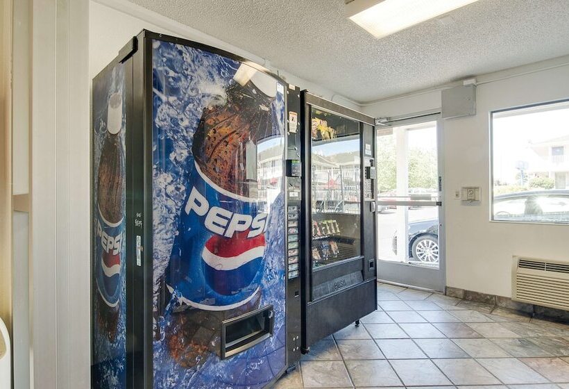 Motel 6tacoma, Wa  South