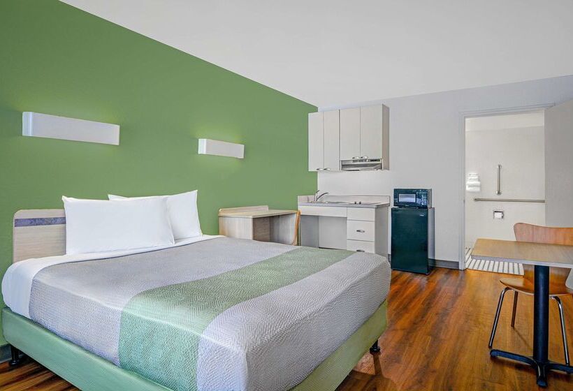 Motel 6tallahassee, Fl  Downtown