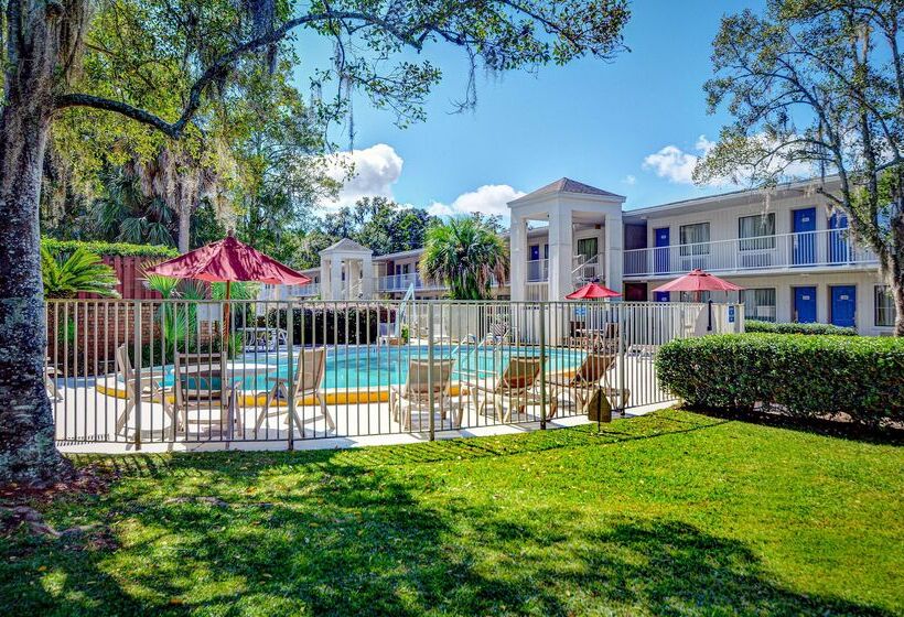 Motel 6tallahassee, Fl  Downtown