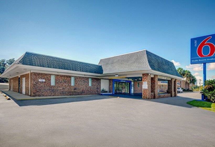 Motel 6tallahassee, Fl  Downtown