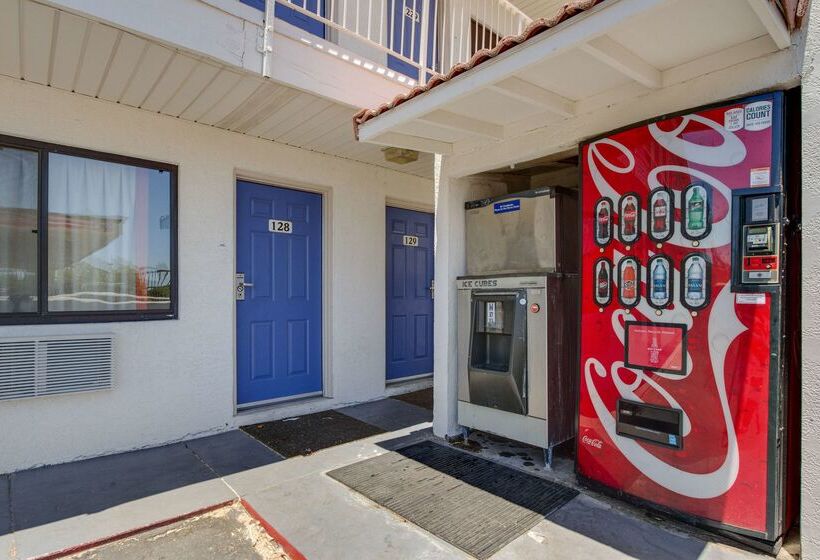 Motel 6tempe, Az  Broadway  Asu