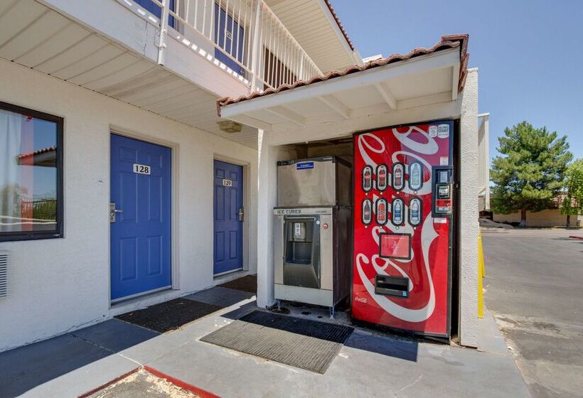 Motel 6tempe, Az  Broadway  Asu