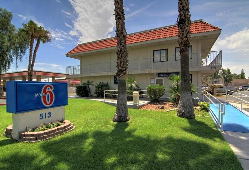 Motel 6tempe, Az  Broadway  Asu