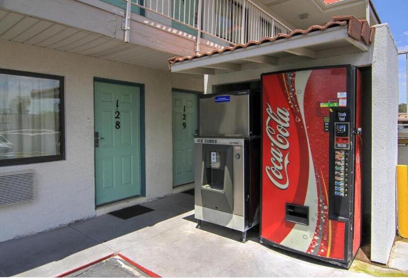 Motel 6tempe, Az  Broadway  Asu