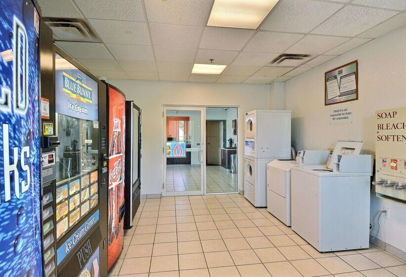 Motel 6tewksbury, Ma  Boston