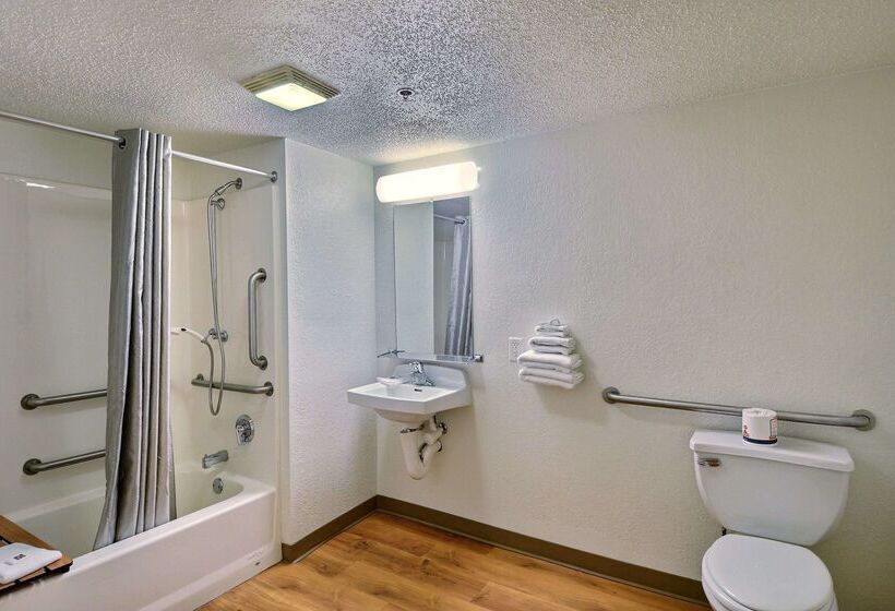 Motel 6tewksbury, Ma  Boston