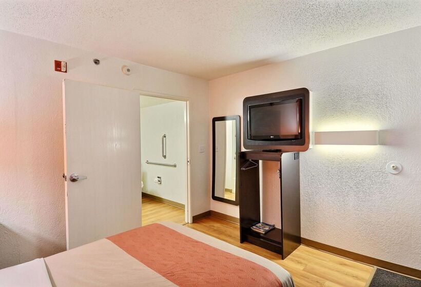 Motel 6tewksbury, Ma  Boston