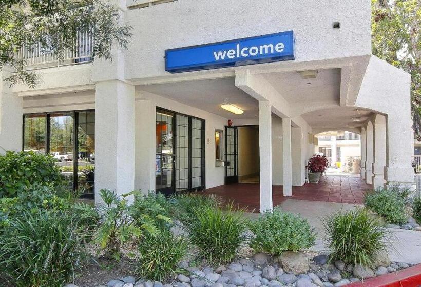 Motel 6thousand Oaks, Ca