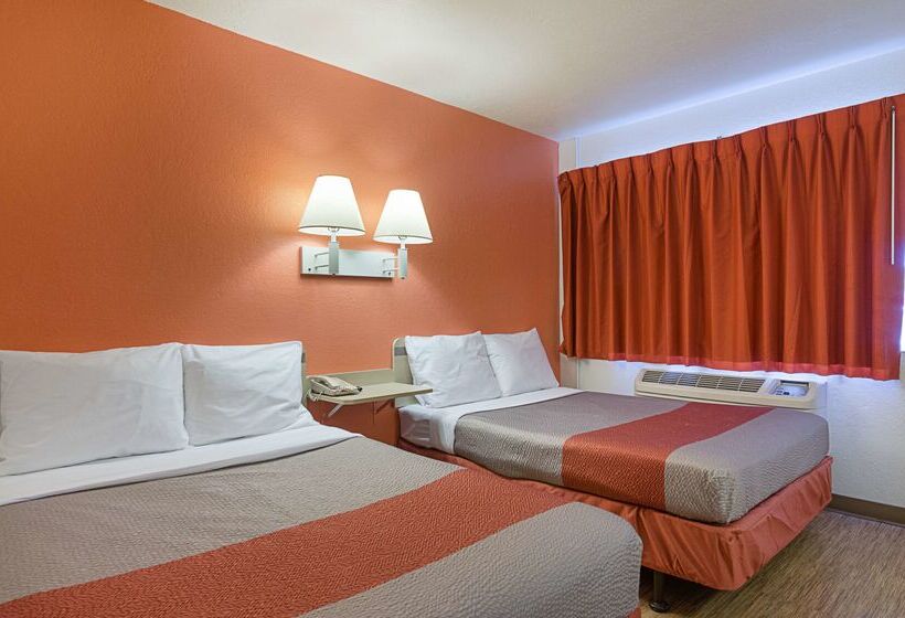 Motel 6topeka, Ks  Northwest