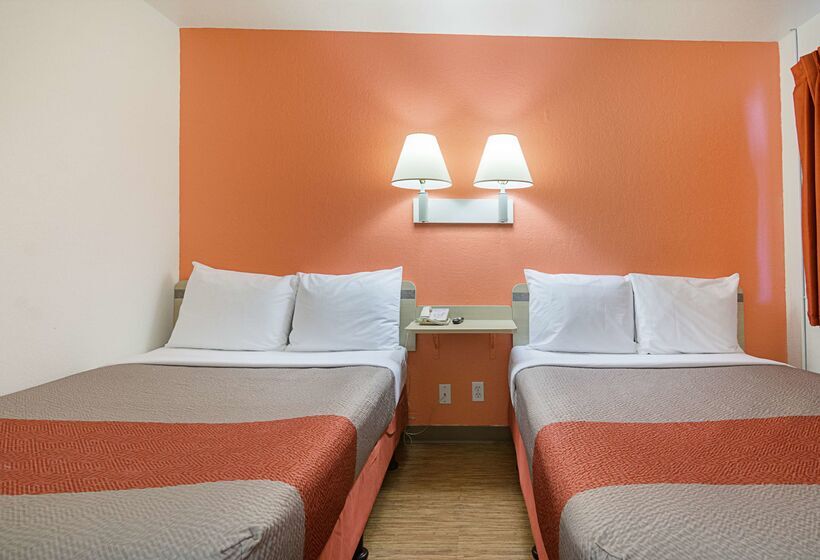 Motel 6topeka, Ks  Northwest