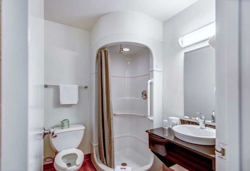 モーテル Park Inn By Radisson, Tracy