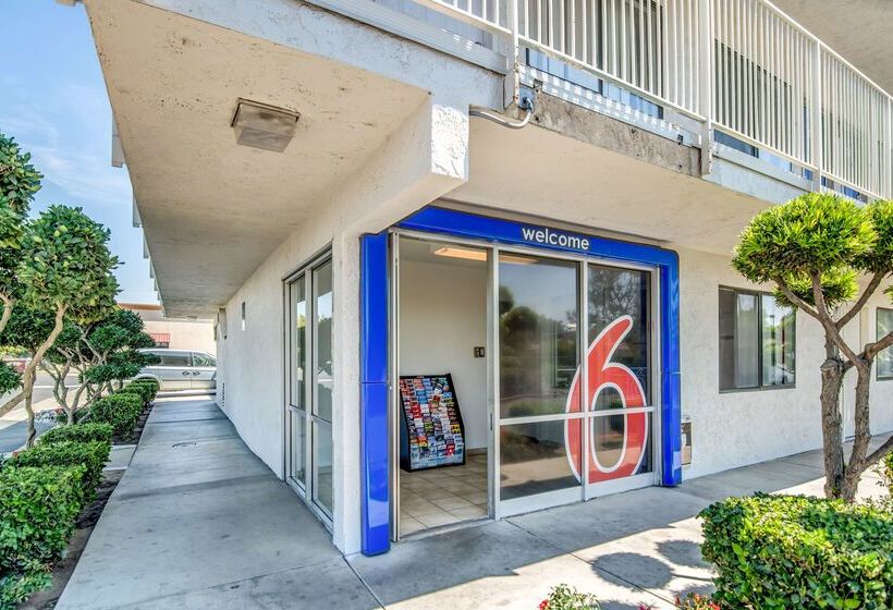 モーテル Park Inn By Radisson, Tracy