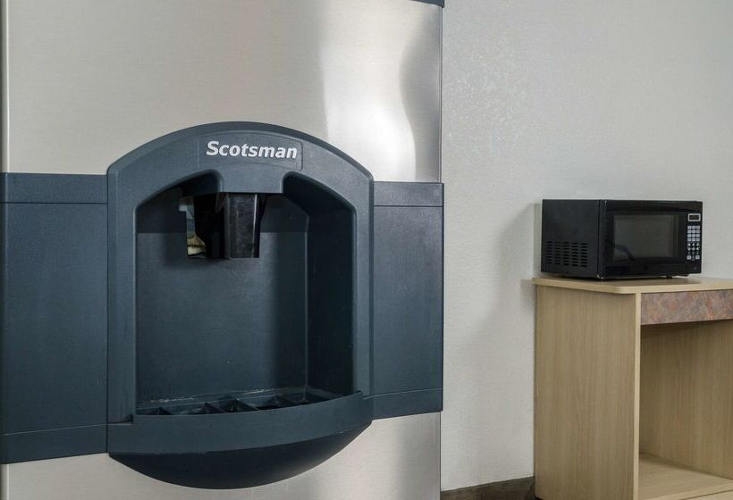 فندق على الطريق Park Inn By Radisson, Turlock