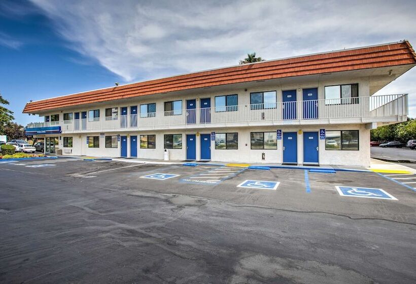 Motel 6vacaville, Ca