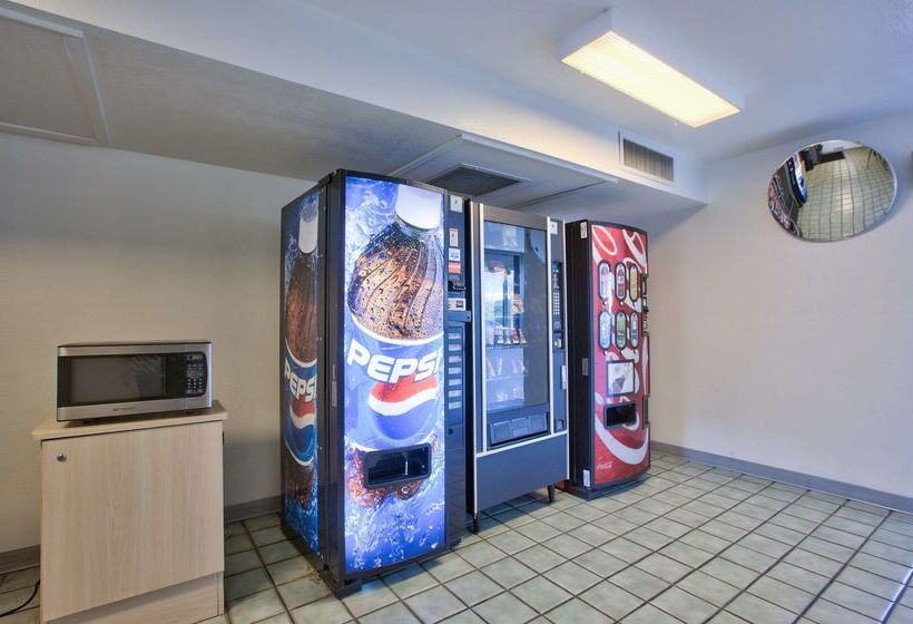 Motel 6valdosta, Ga  University