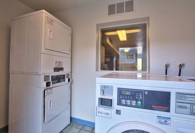 Motel 6valdosta, Ga  University