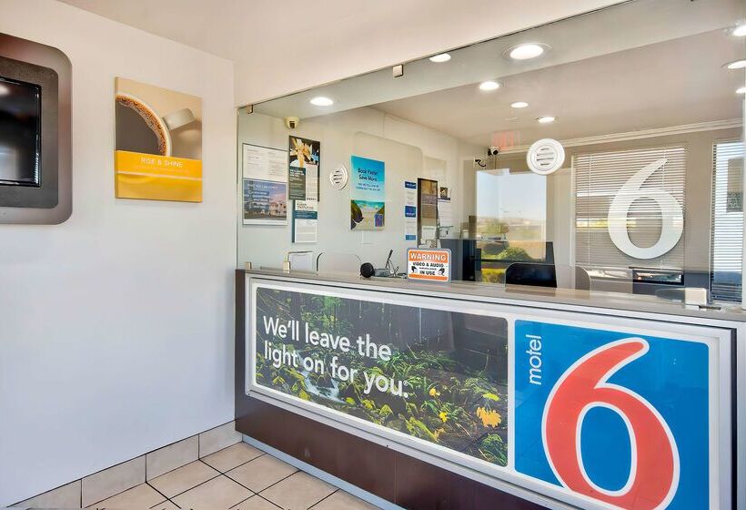 Motel 6vallejo, Ca  Six Flags West