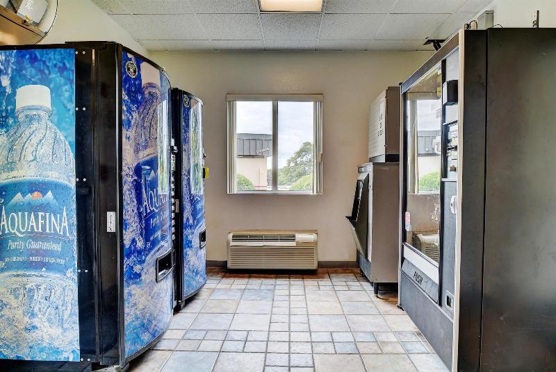 Motel 6warwick, Ri Providence Airport I95