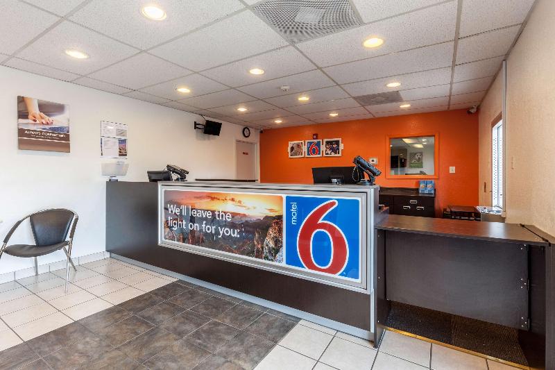 Motel 6webster, Tx  Houston  Nasa Lake