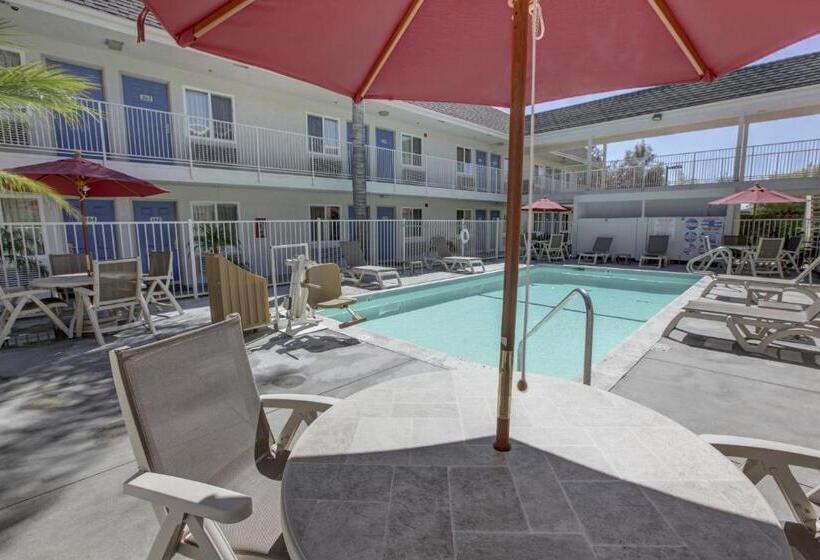 Motel 6westminster, Ca  North