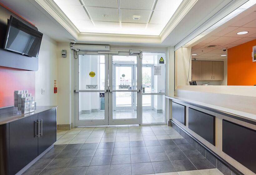 Motel 6whitby, On  Toronto East