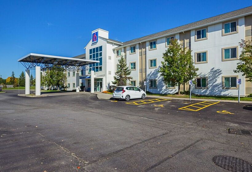 Motel 6whitby, On  Toronto East