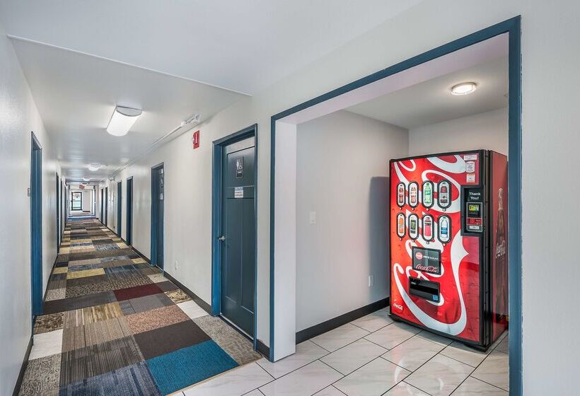מוטל Americas Best Value Inn East Peoria
