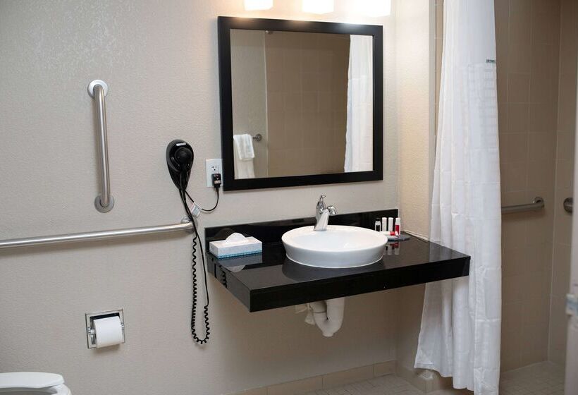 فندق على الطريق Americinn By Wyndham Madison Wi