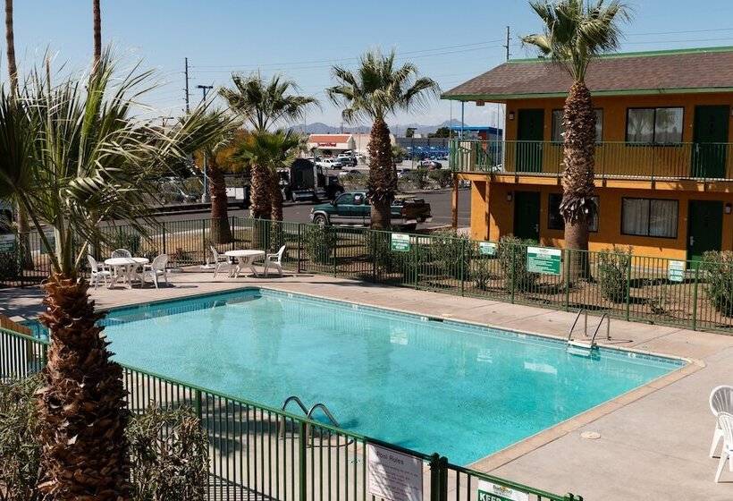 فندق على الطريق Budgetel Inn & Suites