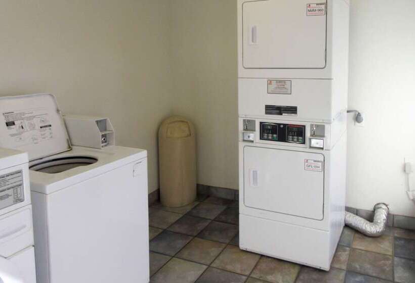 מוטל Econo Lodge Paducah West I24