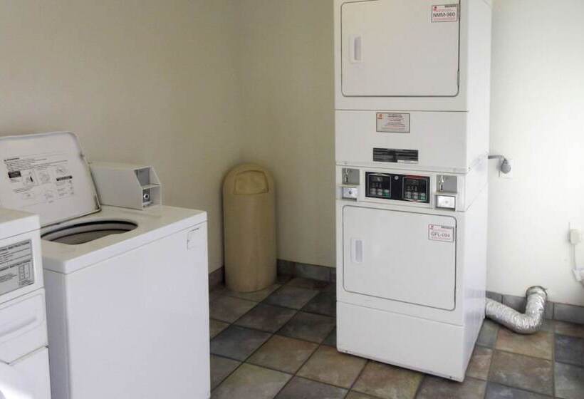 מוטל Econo Lodge Paducah West I24