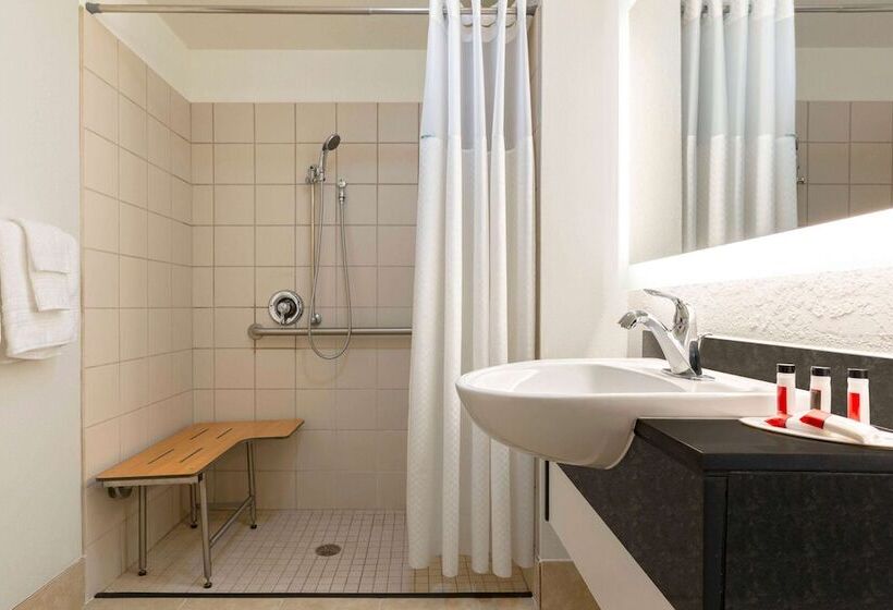 モーテル Howard Johnson By Wyndham Harrisonburg