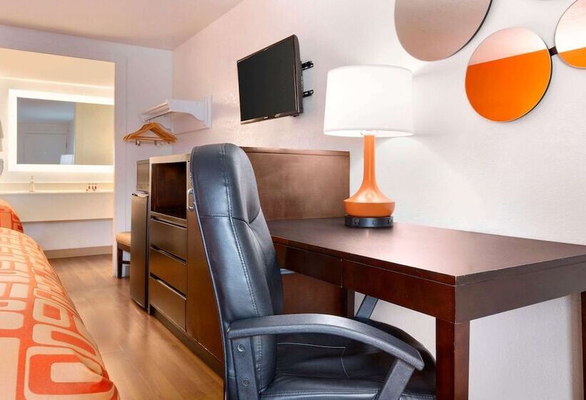 モーテル Howard Johnson By Wyndham Harrisonburg