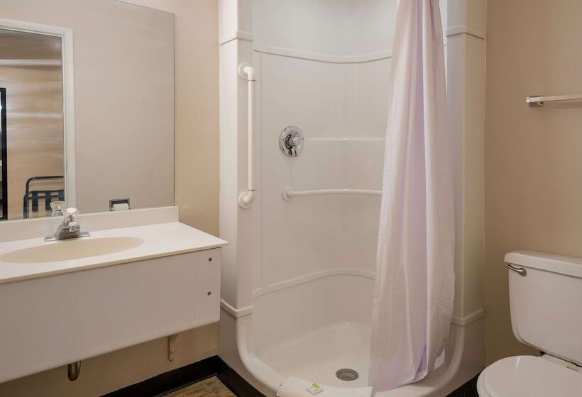 Мотель Knights Inn Grand Rapids