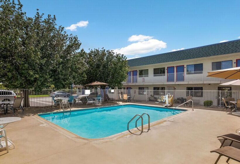 فندق على الطريق Knights Inn Sierra Vista / East Fry