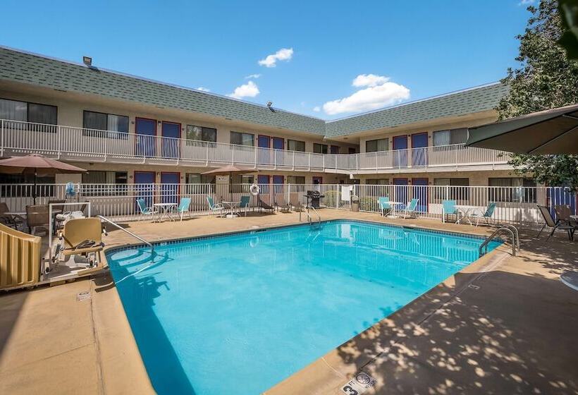 فندق على الطريق Knights Inn Sierra Vista / East Fry